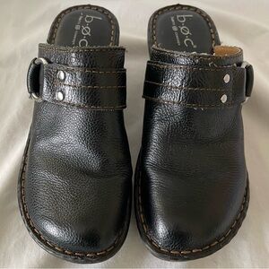 b.o.c. Black Leather Buckle Clogs